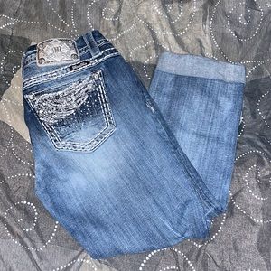 Women’s Lightwash Miss Me Capris